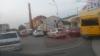 Полосы 3 а движется только Одна