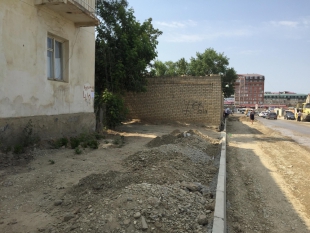 Захват тратуара на ул. Хуршилова